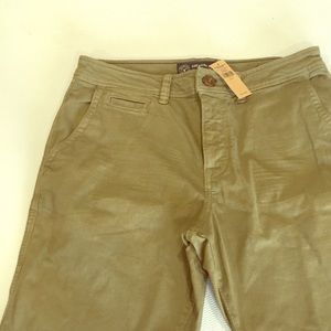 Men’s American Eagle shorts